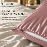 Détail de la fermeture éclair invisible d'une taie d'oreiller en soie dusty pink LuvieSilk